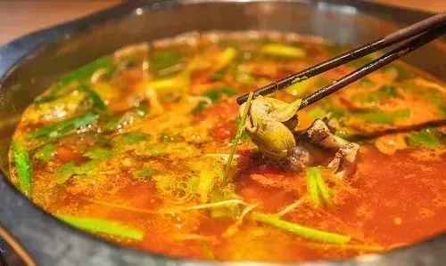 貴州特色美食凱裏酸湯魚
