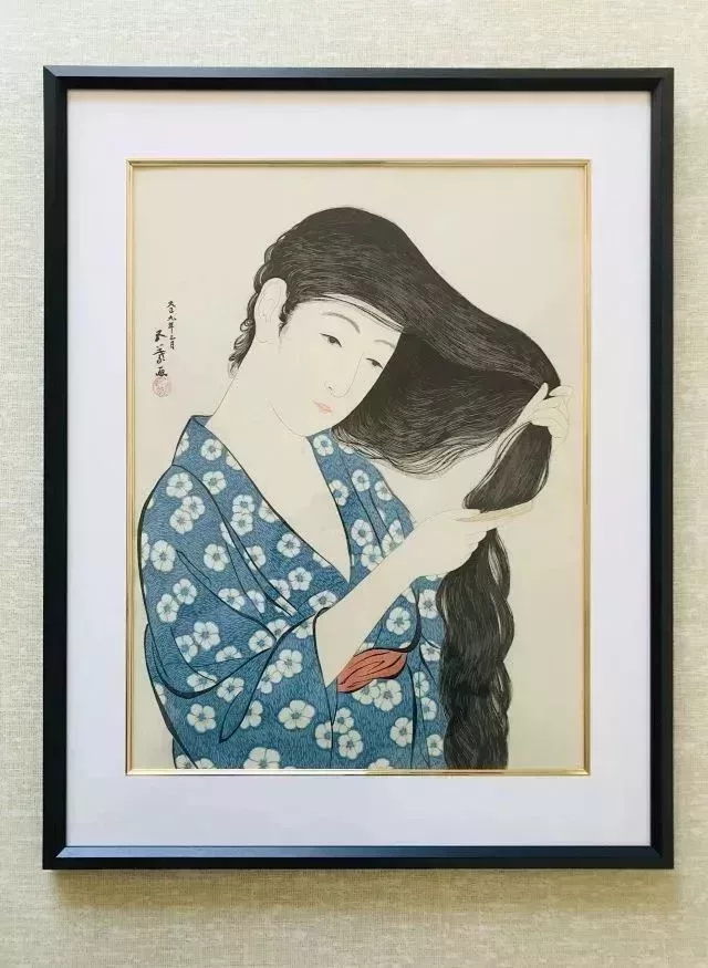 《梳頭髮的女人》,橋口五葉名作