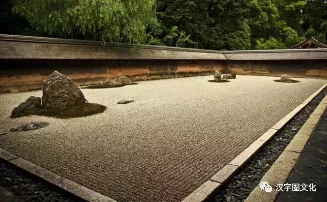 京都龍安寺石庭,日本最著名的枯山水庭園