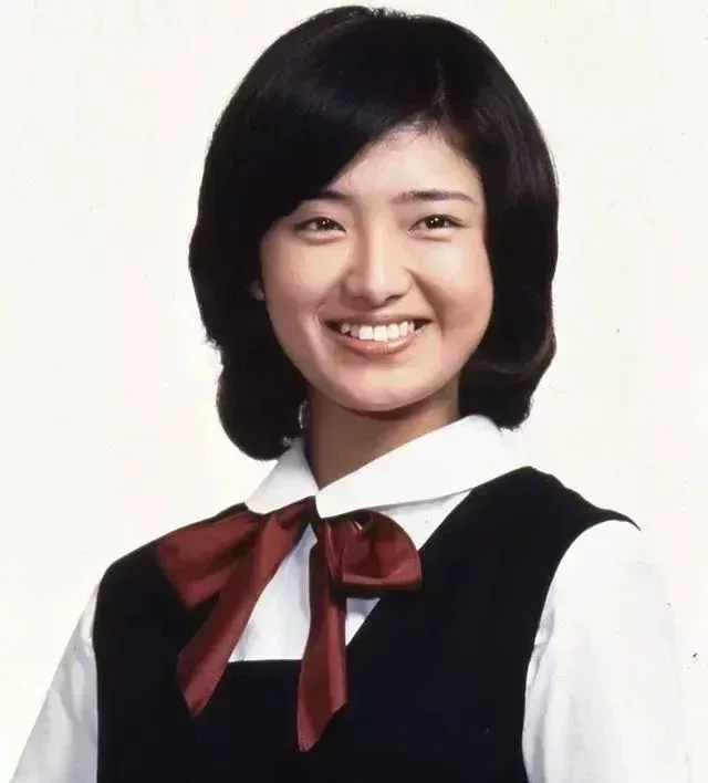 山口百惠
