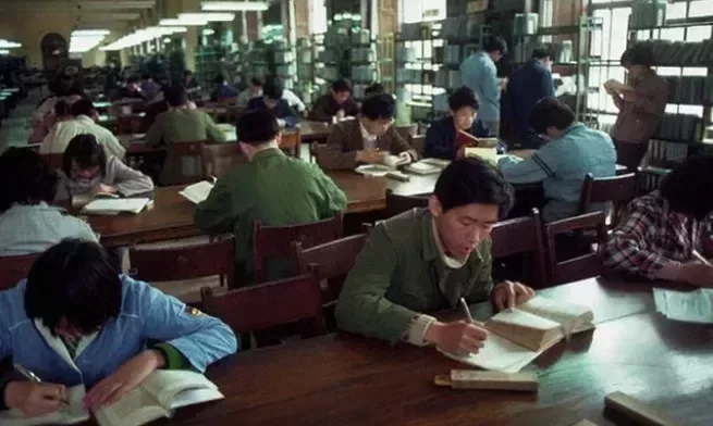 八十年代北大圖書館