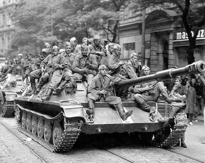 ▲ASU-85坦克殲擊車