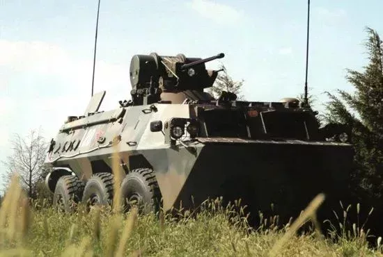 ▲ZSL-92輪式裝甲車