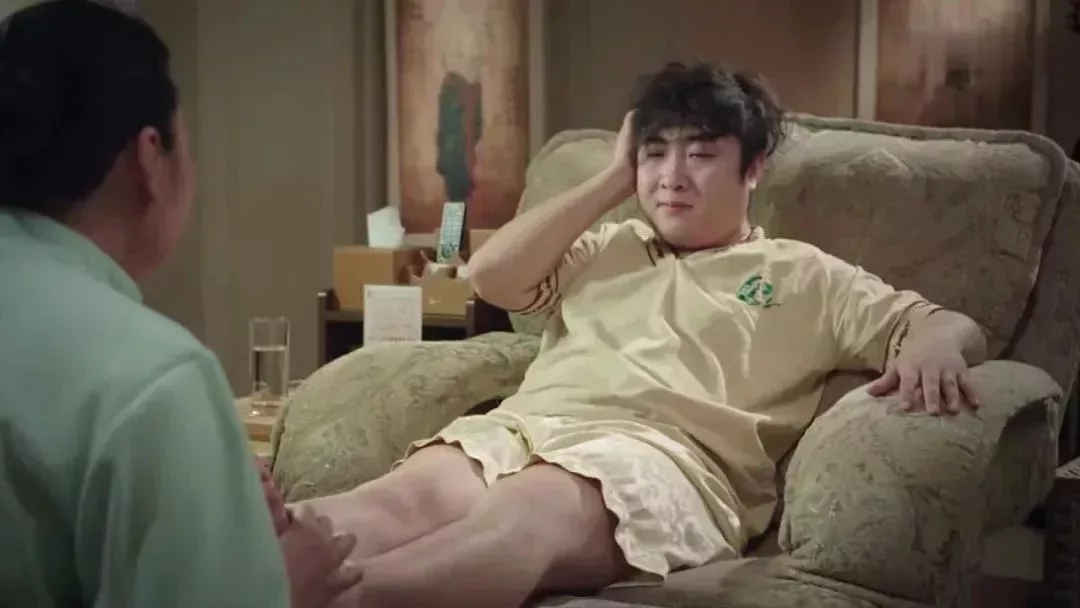 很多人喜歡捏腳,但他應該不知道足底反射治療並非中醫理論(傳統的中醫理論只有足心湧泉穴針刺治病的記載,不是一回事),它是源自西方的僞科學。