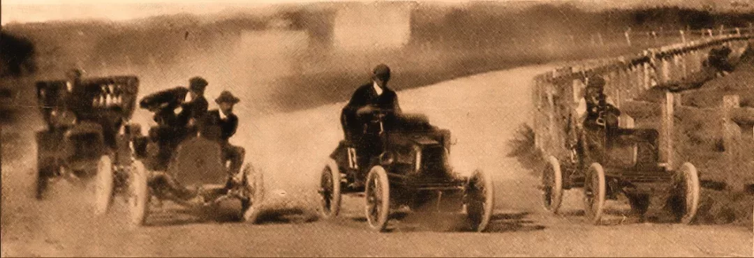 29th January 1906 - The first Automobile race at Aspendale. Photographer: unknown. Photo: J Crooke collection.