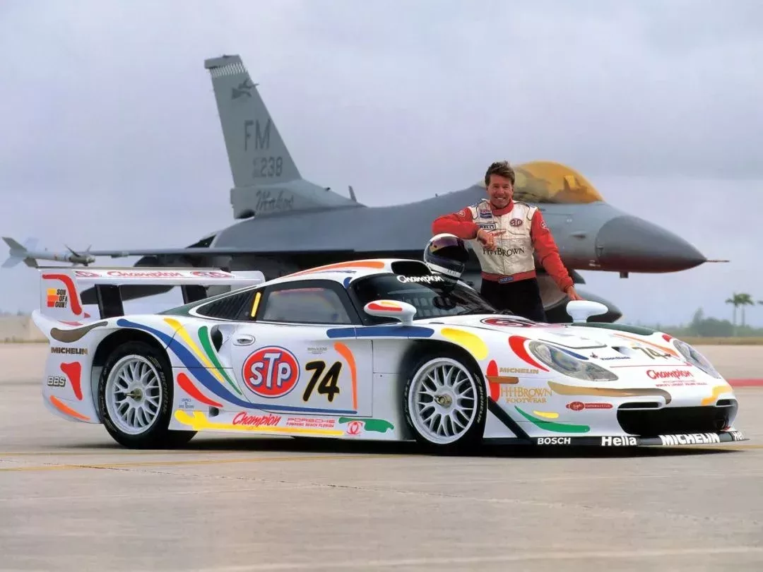 Porsche 911 GT1 evolution