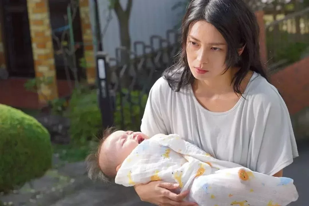 《坡道上的家》