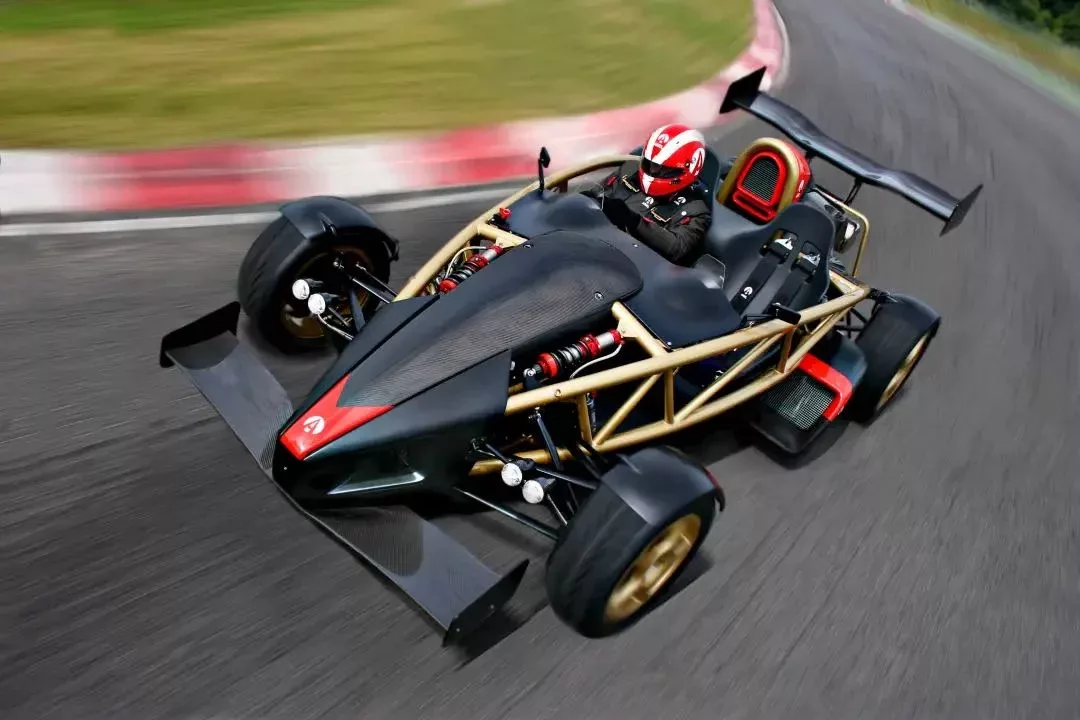 Ariel Atom V8
