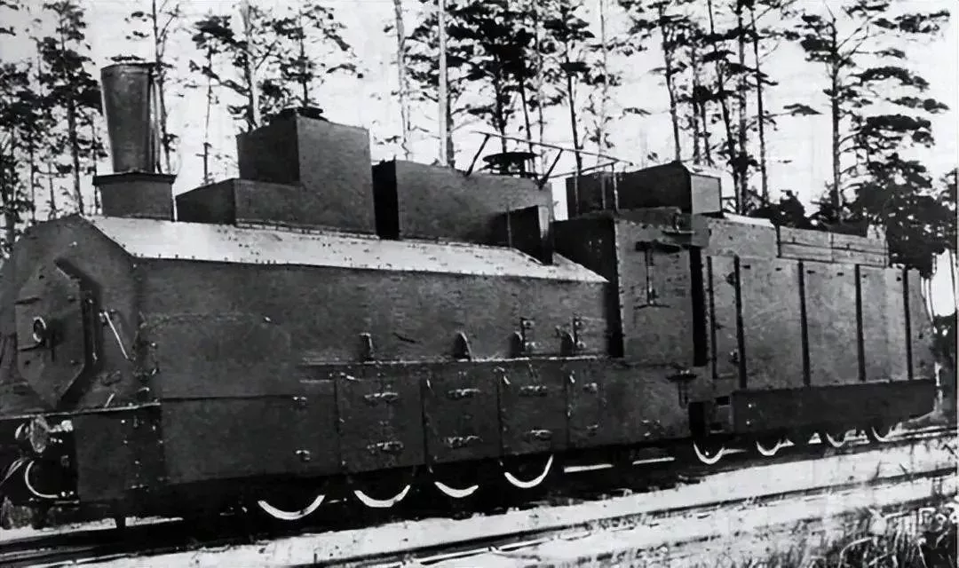 ▲PR-43裝甲機車