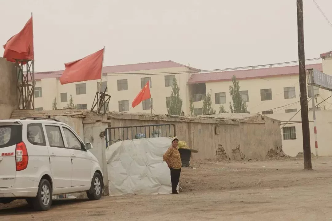茫崖街景
