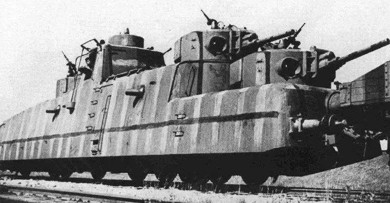 ▲1942年5月,位於列寧格勒前線的MBV-2機動裝甲炮車