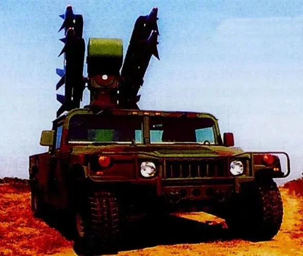 ▲使用悍馬越野車底盤的捷羚原型車