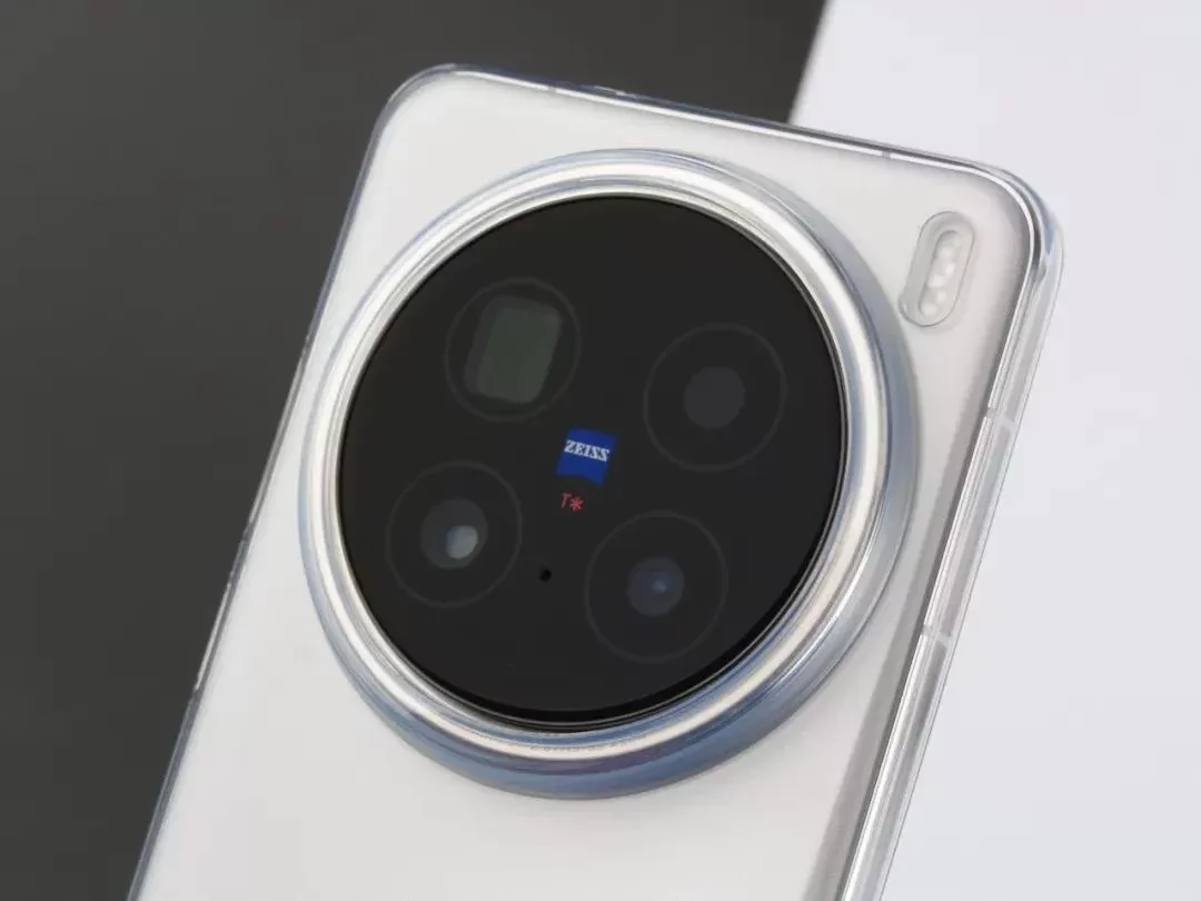 vivo X200 Pro 智能手機背面鏡頭模組