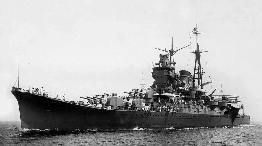 ▲二戰期間日本海軍的重主力:最上級重巡洋艦