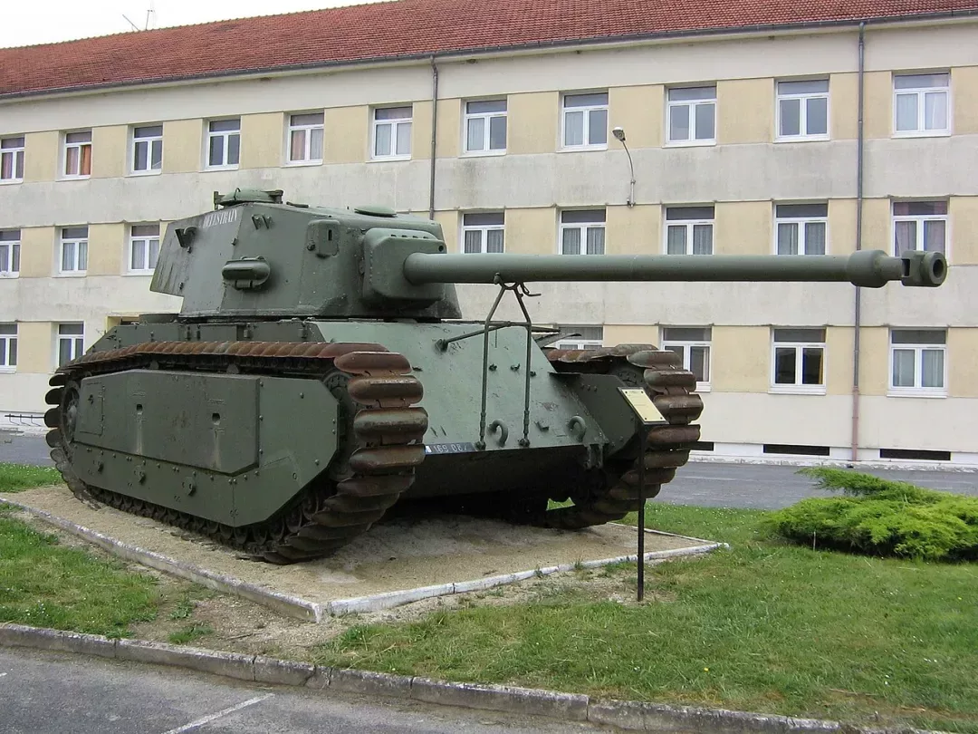 ▲ARL-44重型坦克